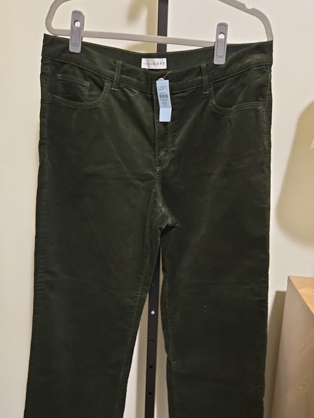 LOFT Petite Relaxed Straight Pants in Brushed Corduroy NWT